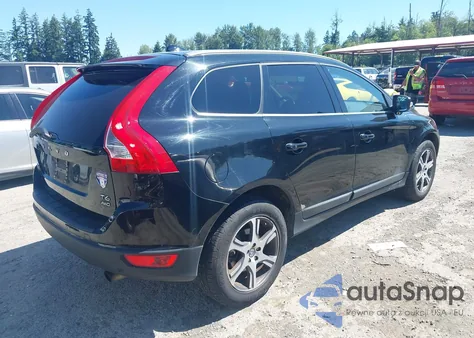 2013 Volvo Xc60 T6 z USA, uszkodzony, nr VIN YV4902DZ8D2430054